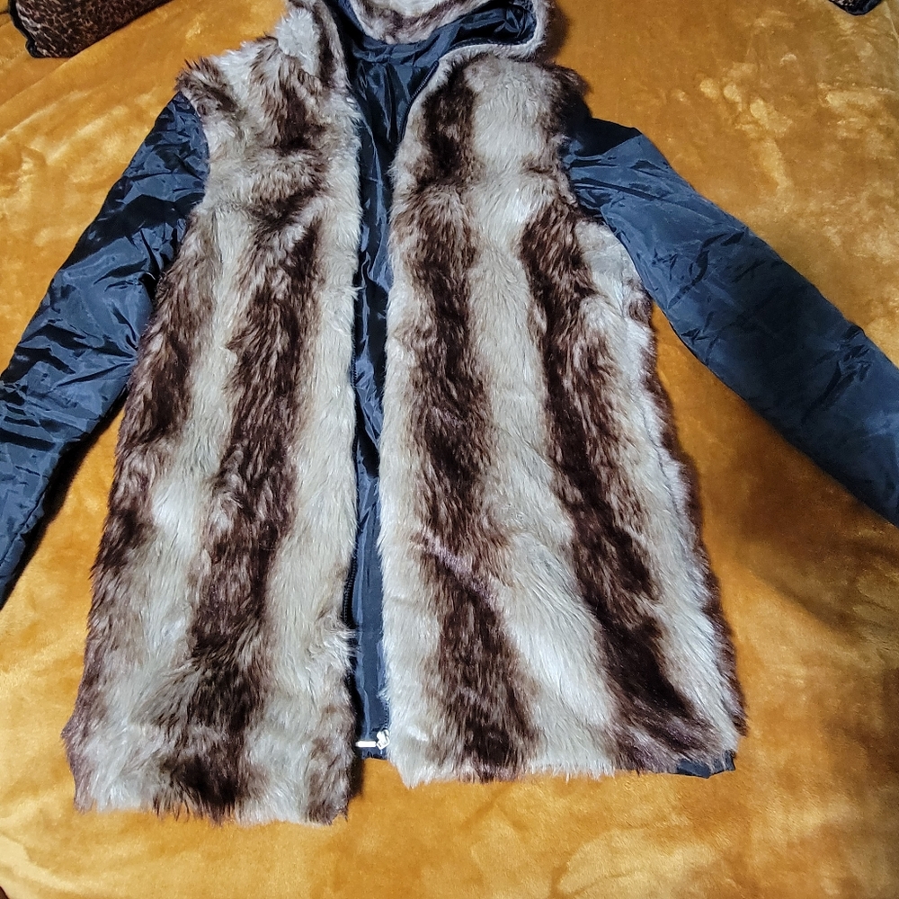 Jacket - Picture 3 of 3